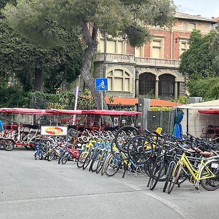 Casa Carina Centro Citta Con Garage Privato Apartment Sanremo Bagian luar foto