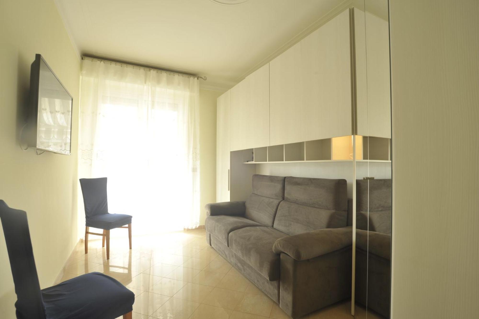 Casa Carina Centro Citta Con Garage Privato Apartment Sanremo Bagian luar foto