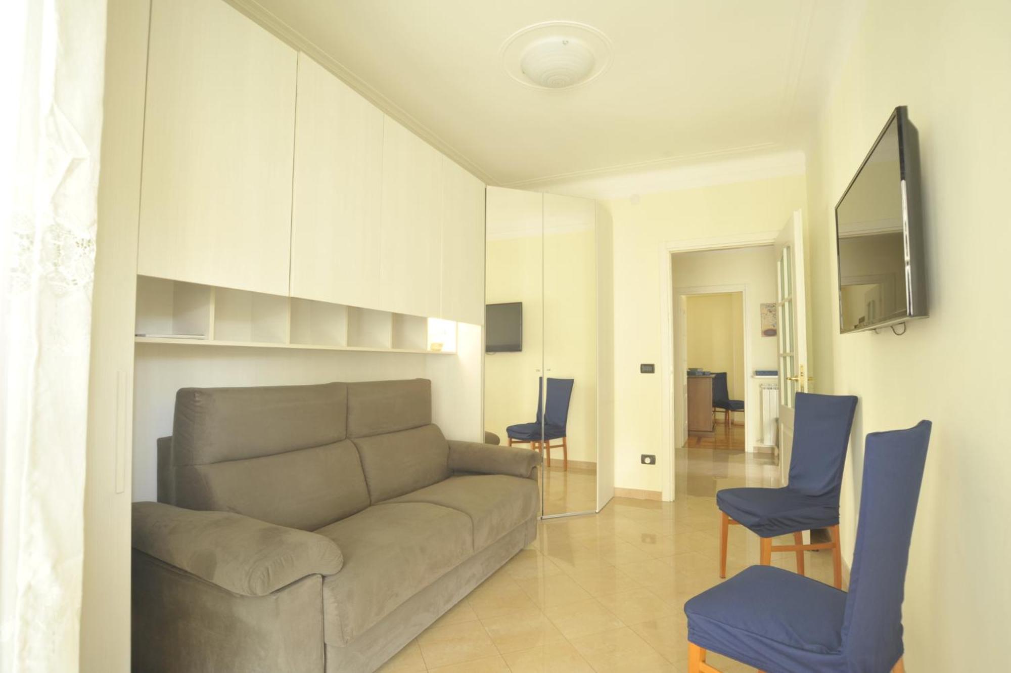 Casa Carina Centro Citta Con Garage Privato Apartment Sanremo Bagian luar foto